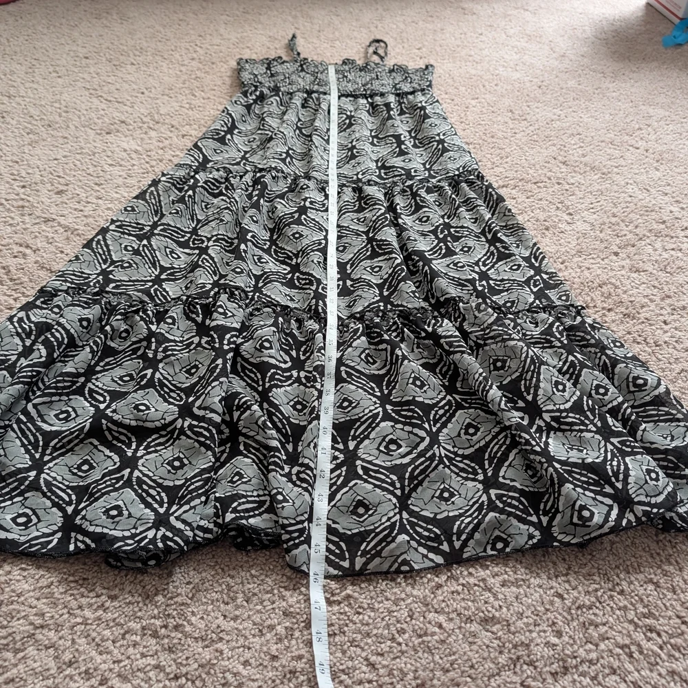 Mix Nouveau Black White Sheer Smocked Bodice Patterned Maxi Dress Size Medium